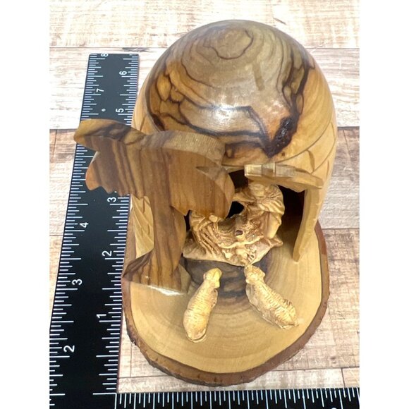 Handcrafted Olive Wood Nativity Scene With Stable & Palm Tree - Picture 6 of 6